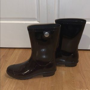 UGG Sienna Mid Calf Rain Boots